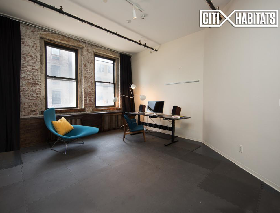 A massive Williamsburg artist's loft begs your creativity, just don't